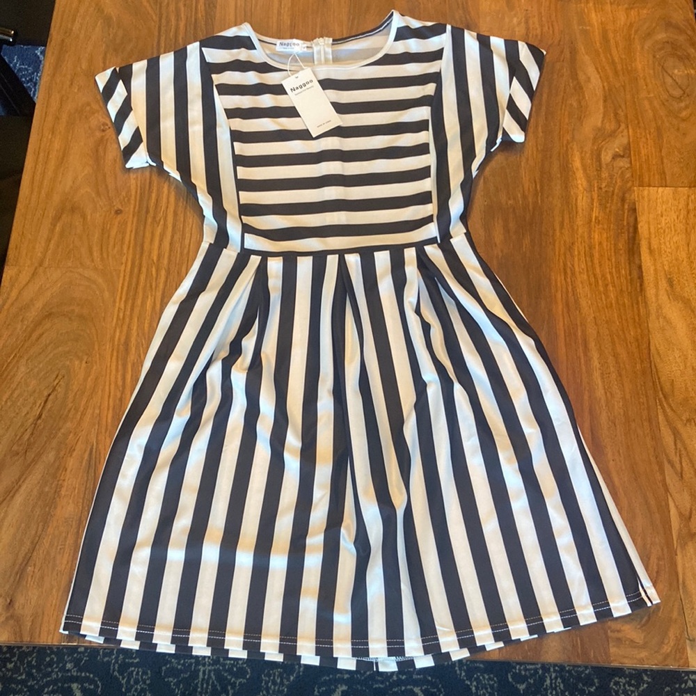 Black and White Naggoo summer striped dress